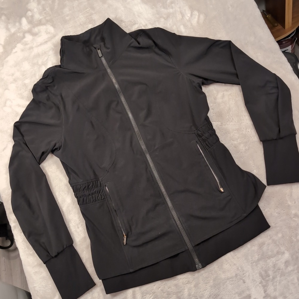 Lululemon Sights Seen Jacket Womens 12 Black Full Zip Peplum Athletic Gorpcore